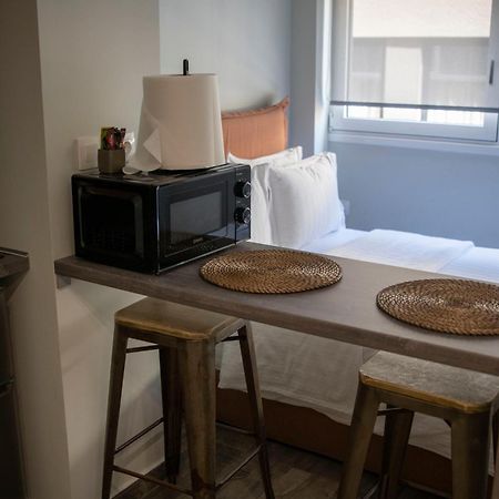 Rooster Suites Афины Экстерьер фото